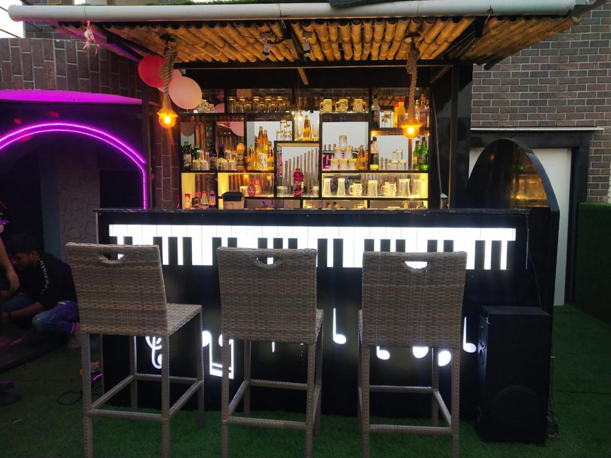 The Avenue Hotel Ballygunge 콜카타 외부 사진