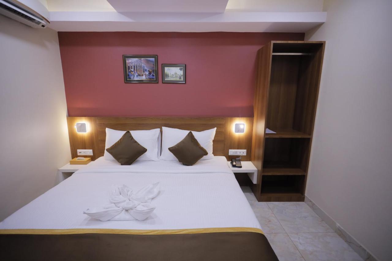 The Avenue Hotel Ballygunge 콜카타 외부 사진